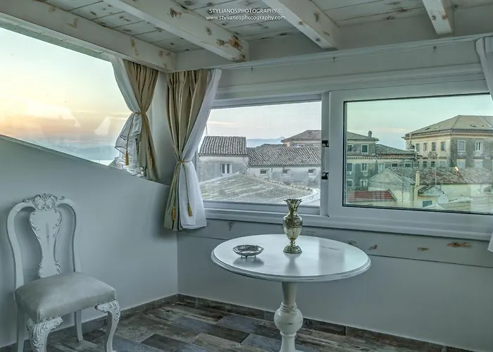 Coconella Suite